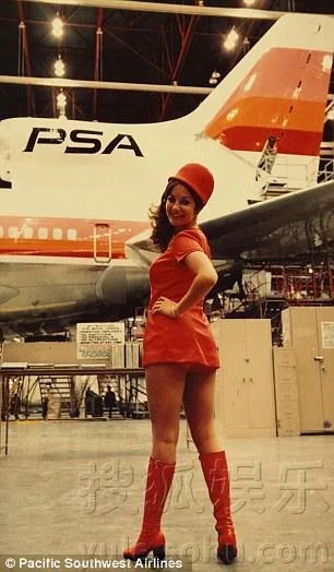 60年代空姐写真曝光不卖弄性感走优雅路线(组图)