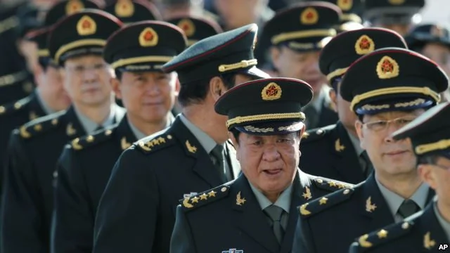 3月4日中国军官抵达北京人民大会堂正被引进会场