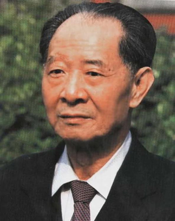 89年胡耀邦追悼会:邓小平李鹏赵紫阳出席