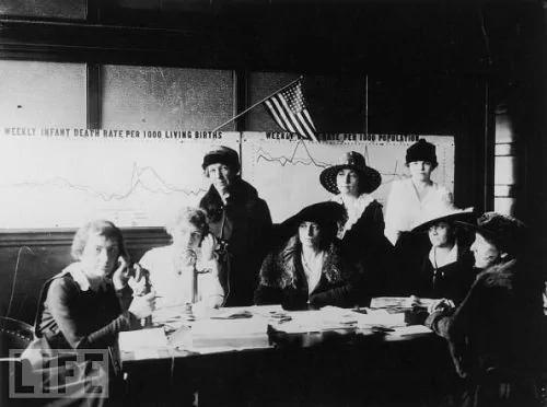 1918年世界恐怖大流感的图片记录 最新估计死亡约为1亿