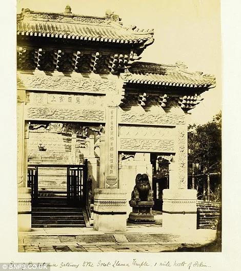 组图:北京最早全景照及被焚毁前的圆明园