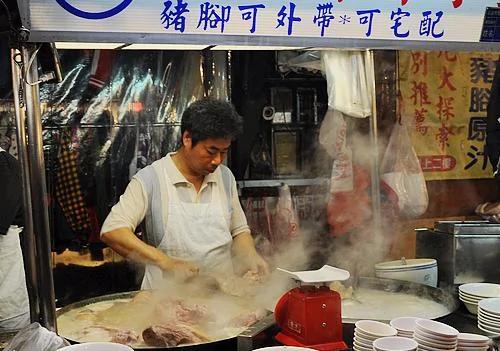 让你吃到肚皮滚圆的台湾夜市小吃 看着就要流口水
