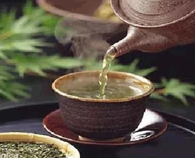 十种食物赶走“大黄牙”