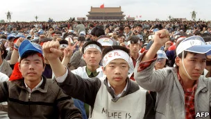 北京天安门广场上的抗议学生（18/5/1989）