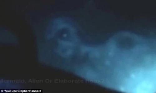 “美人鱼”遗骸 半人生物成世纪之谜 组图