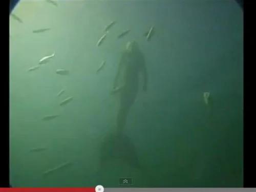 “美人鱼”遗骸 半人生物成世纪之谜 组图