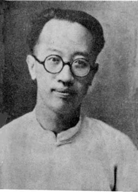 昔日北大/梁实秋被学生群体下通牒驱逐出北大