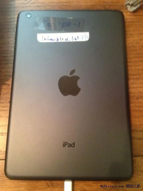 蘋果 iPad5原型機疑泄露：酷似iPad mini(圖)