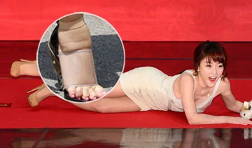 為何女星走紅毯不愛穿合腳鞋？雙腳擠變形成常態(組圖)