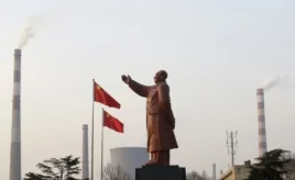 2013年武漢鋼鐵公司的毛澤東像