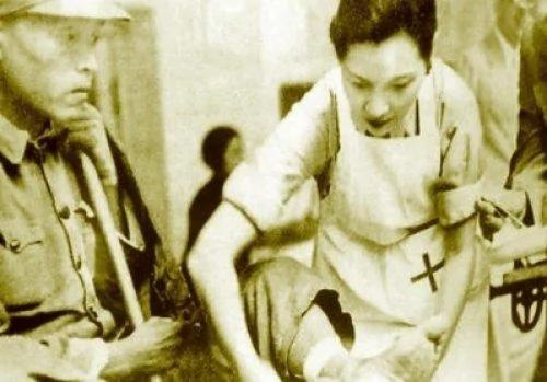 郝柏村:8年抗战蒋委员长领导(组图)