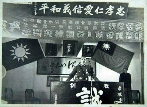 郝柏村:8年抗战蒋委员长领导(组图)
