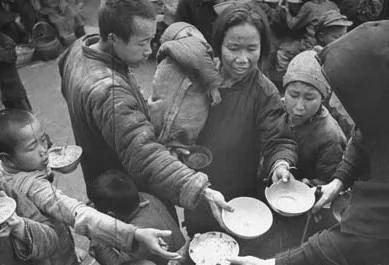 大饥荒年代的尿饭尿面饮食论