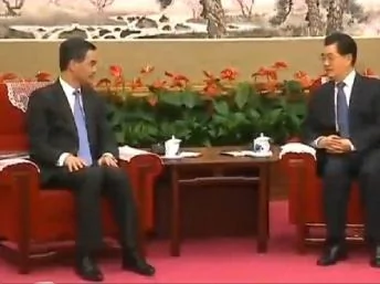 2012年12月21日，胡錦濤肯定港首梁振英的工作。
