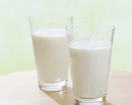注意：這樣喝牛奶越喝越傷身