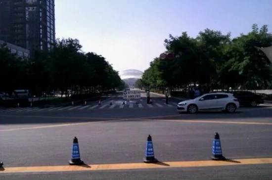 臨近瀋陽奧體中心的路口在全運會期間戒備森嚴