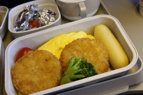 吃货盘点各国航空公司旅途中的飞机餐