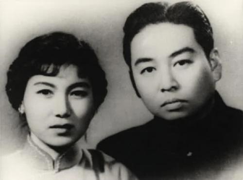 胡乔木“劝”吴祖光退党
