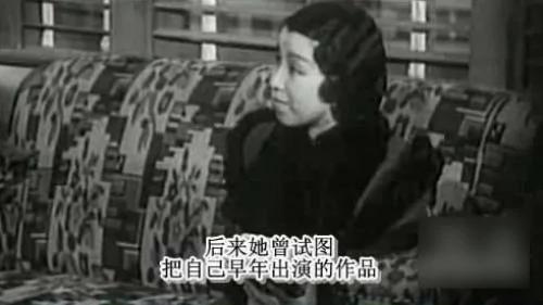 江青最“老实本分”的三张照片