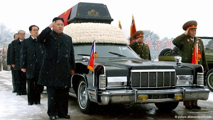 Kim Jong Un und Jang Song-Thaek Begräbnis Kim Jong Il Archiv2011