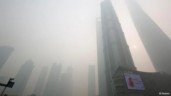 China Smog in Shanghai Dezember2013