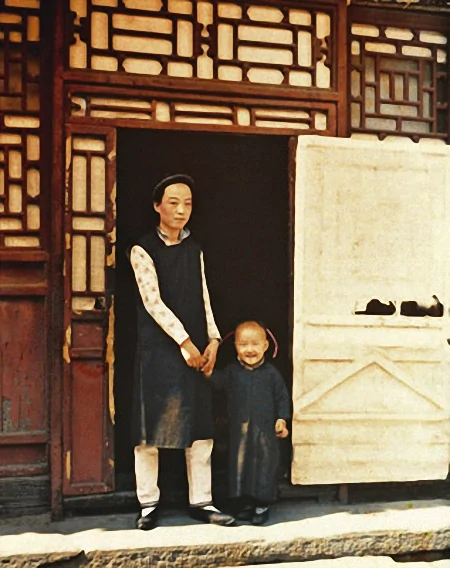 100年前的中国彩色照片尘封岁月