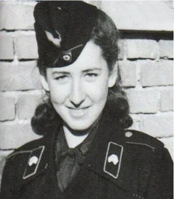 女纳粹女红卫兵