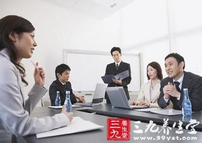 男性健康 五个动作帮白领男远离办公室疾病