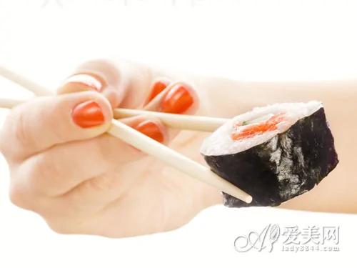你会用筷子吗? 这7种用筷方式,会让你得病!!