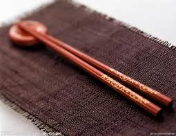 用筷子的12点忌讳