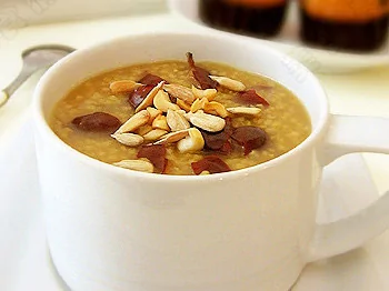 小米粥的吃法——營養可以替代「參湯」