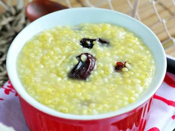 小米粥的吃法——营养可以替代“参汤”
