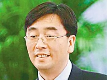 北京國安局局長梁克。他於2014年2月21日在北京市14屆人大9次會議上被免除職務。