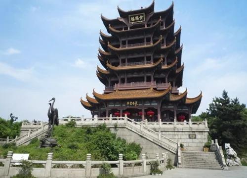 园林多是宅 南秀北雄的扬州园林