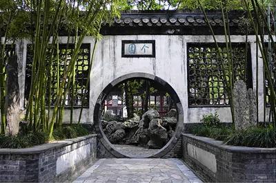 园林多是宅 南秀北雄的扬州园林
