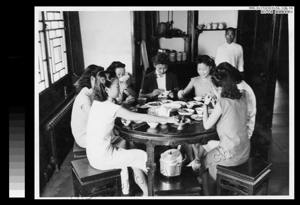 瞧!民国时期燕京大学女生们