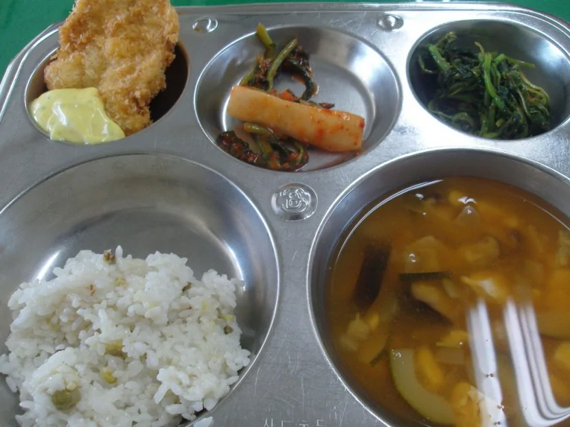 What School Lunches Look Like In20 Countries Around The World10