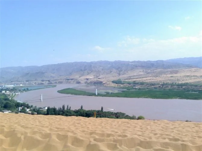 最完整的中國旅行點,山水湖泊都包含了