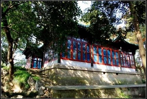 饿死几千万 毛泽东“行宫”遍天下