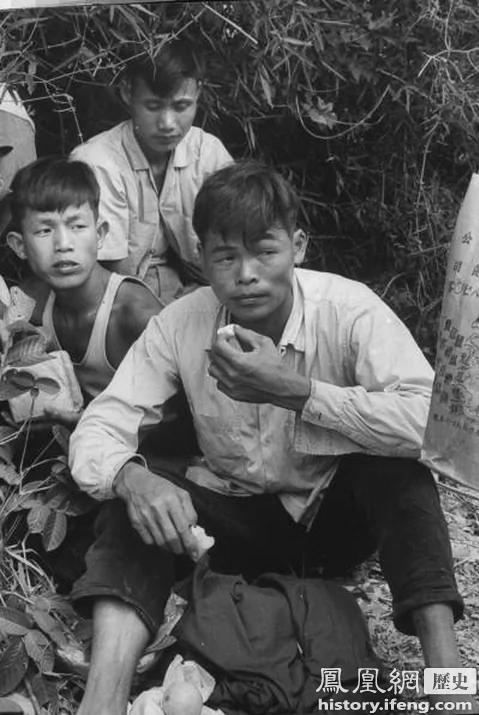 大逃港/1962年港人为救大陆饥民躺车前阻止遣返 1