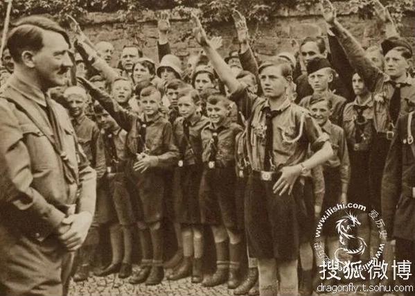 那时候 他们把加入“魔鬼组织”当作荣耀
