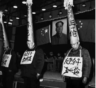 毛泽东和希特勒哪个最坏?