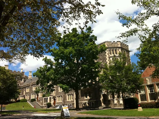 美国普林斯顿大学：最富有大学不介意学费