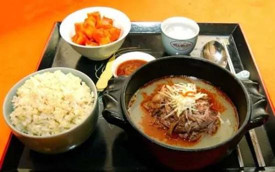 夏天韩国最好的保养食品是“参鸡汤”朝鲜呢?