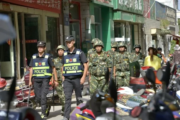 china-xinjiang-unrest-police