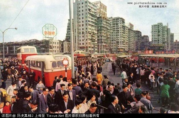 实拍:1971年繁华的台北街头