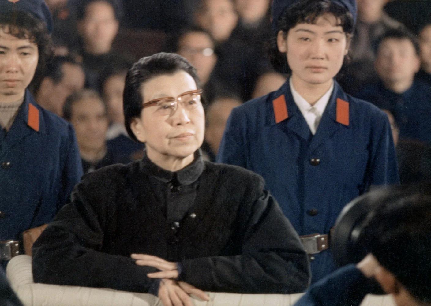 图集:中国当权者身旁十大著名女秘书