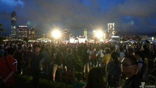 “占中行动”在全国人大常委会公布决定后在香港金钟添马公园集会。