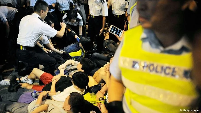 Festnahmen bei pro-demokratischen Protesten in Hongkong02.07.2014