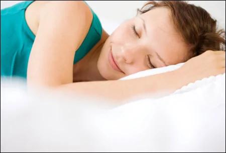 充足睡眠能够帮助人体防病